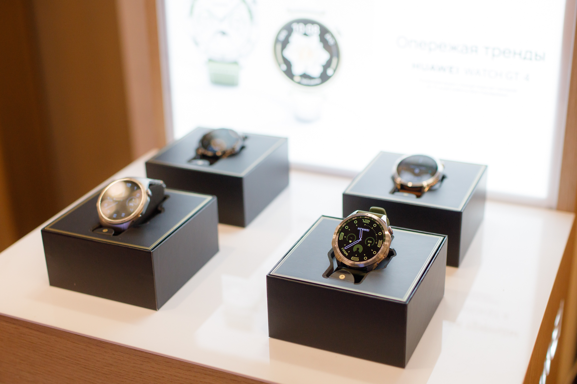 Подробнее о статье В Беларуси появятся стильные смарт-часы Huawei Watch GT 4 с «умным» подсчетом калорий и до 14 дней работы без подзарядки